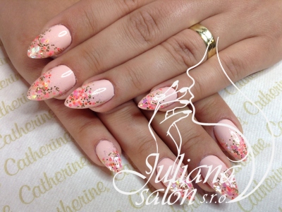 Nail art