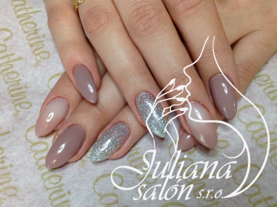 Nail art