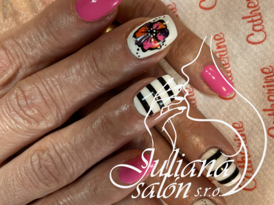 Nail art